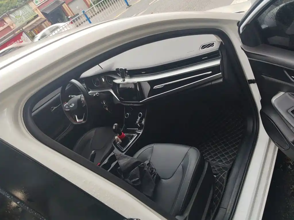 Chery Arrizo 5 — миниатюра 19
