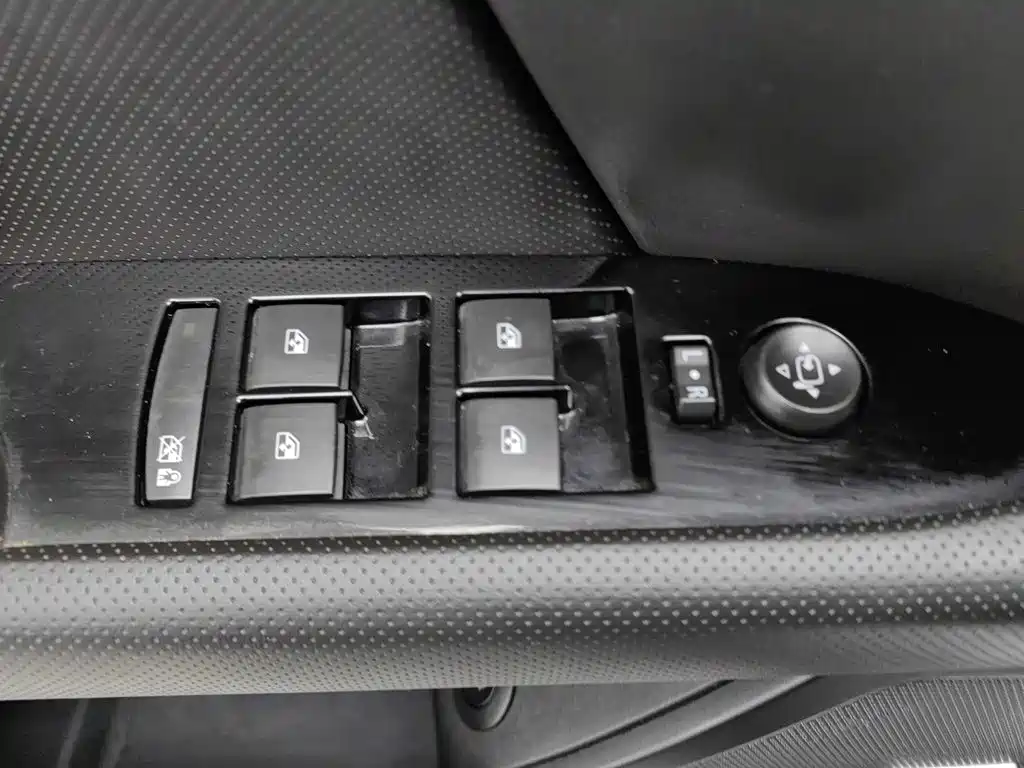 Cadillac XTS — миниатюра 9