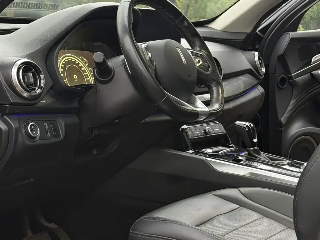 Wey Wey VV7 — миниатюра 4