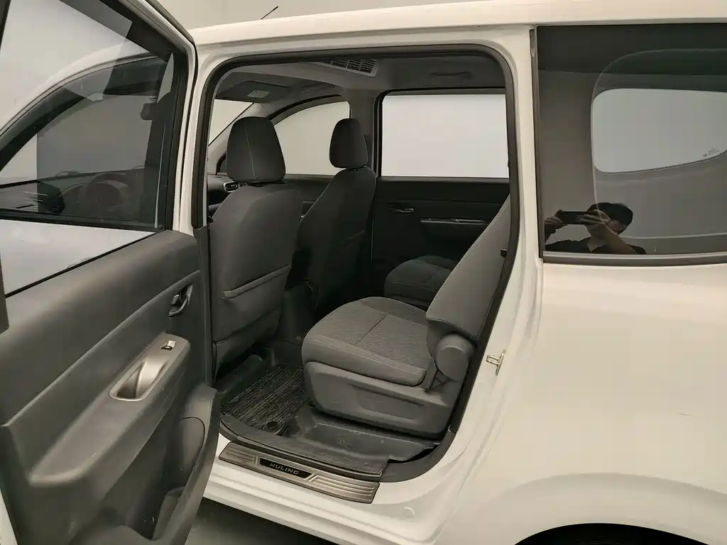 Wuling Hongguang EV — миниатюра 13