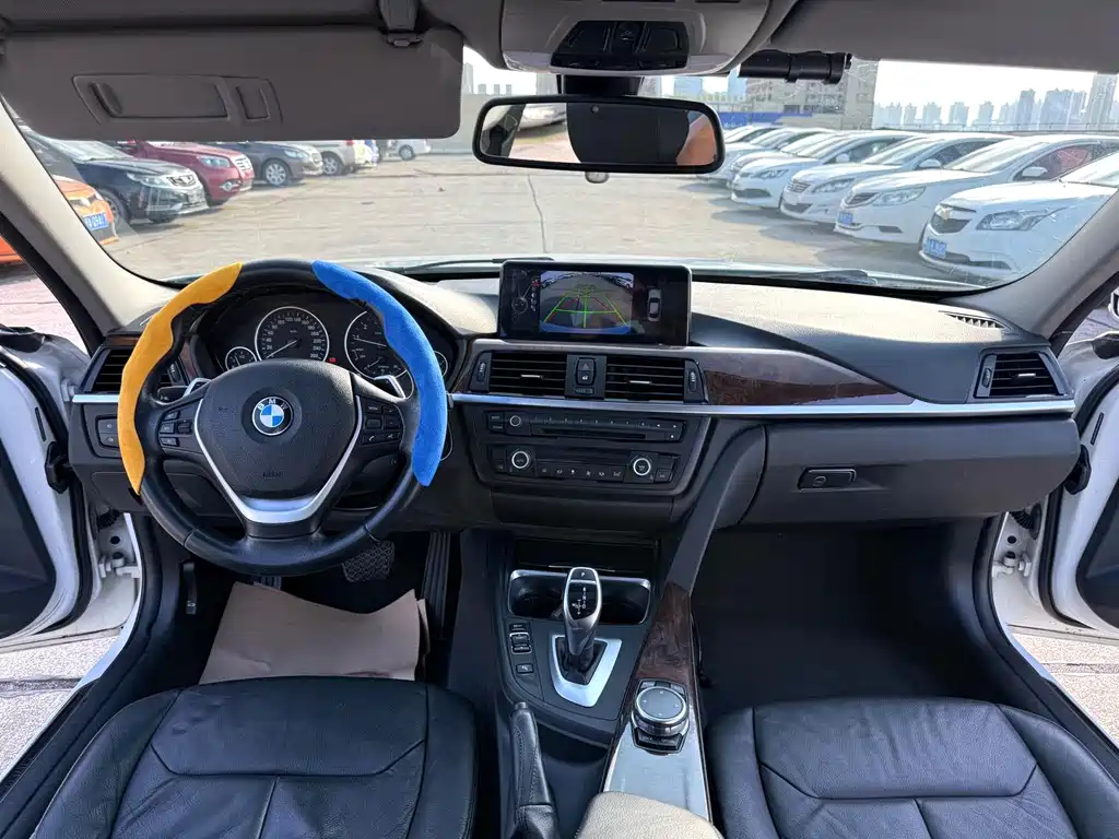 BMW 3 Series — миниатюра 5