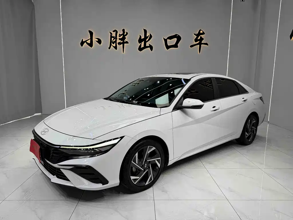 Hyundai Elantra 2023