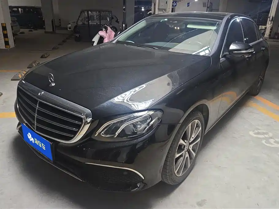 MERCEDES-BENZ E CLASS
