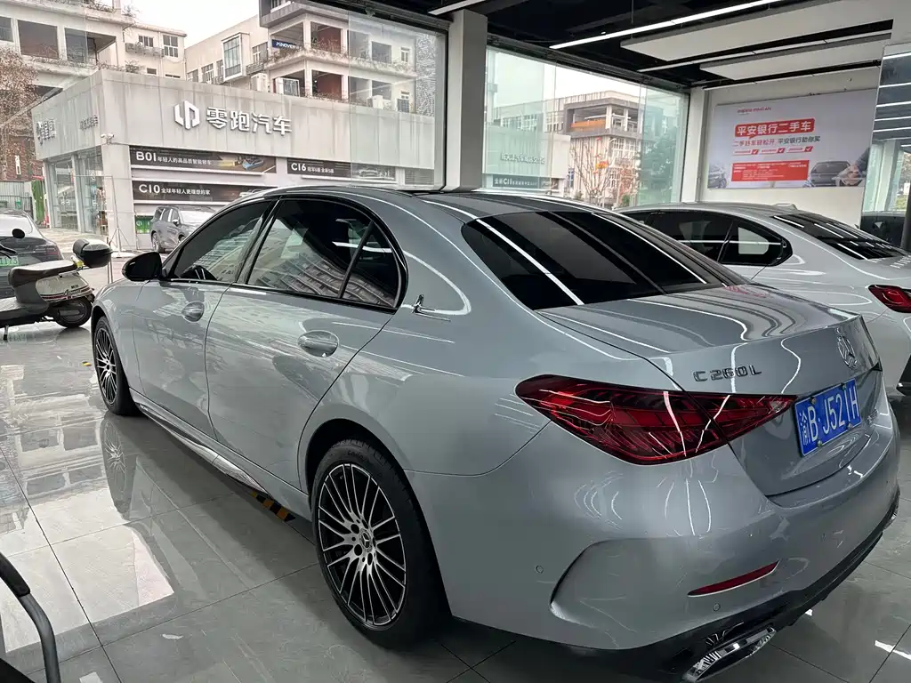 MERCEDES-BENZ C CLASS