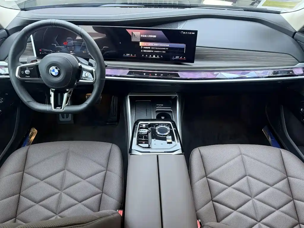 BMW 7 SERIES