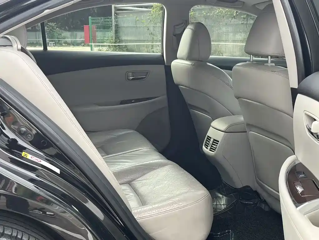 Lexus ES — миниатюра 4