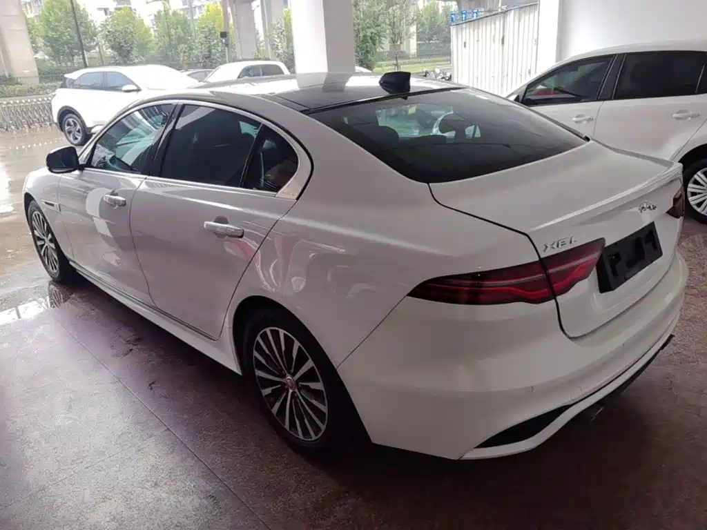 Jaguar XEL — миниатюра 5