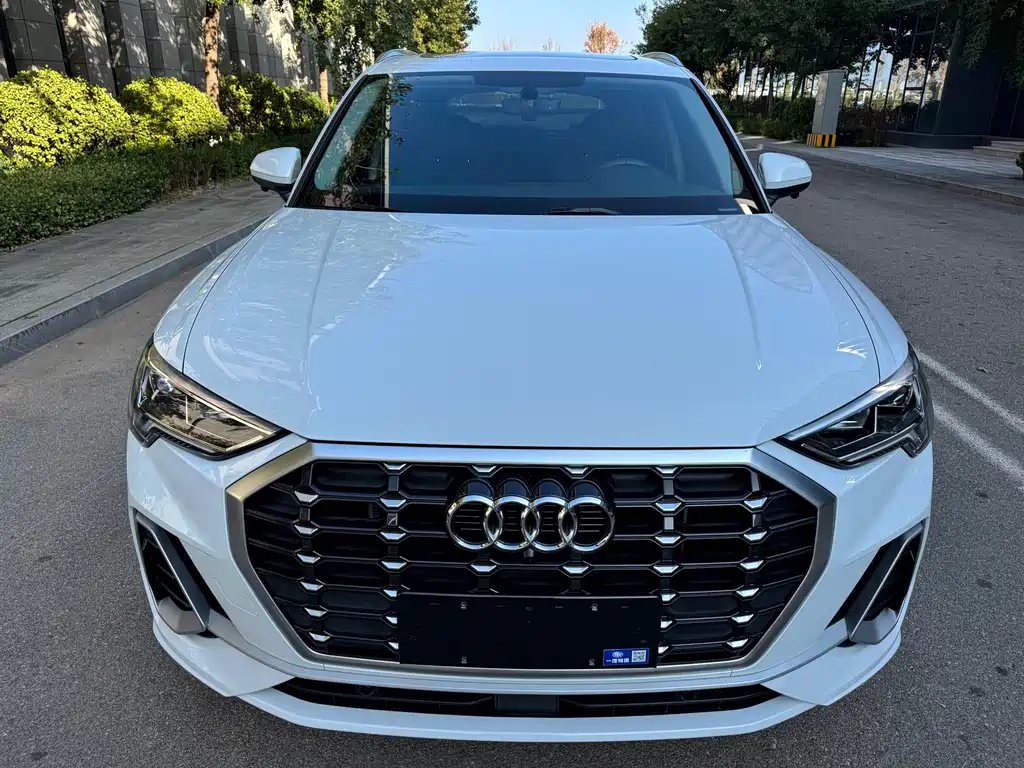 Audi Q3 — миниатюра 2