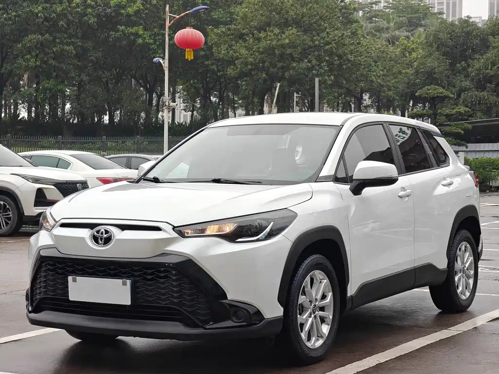 Toyota Frontlander 2025