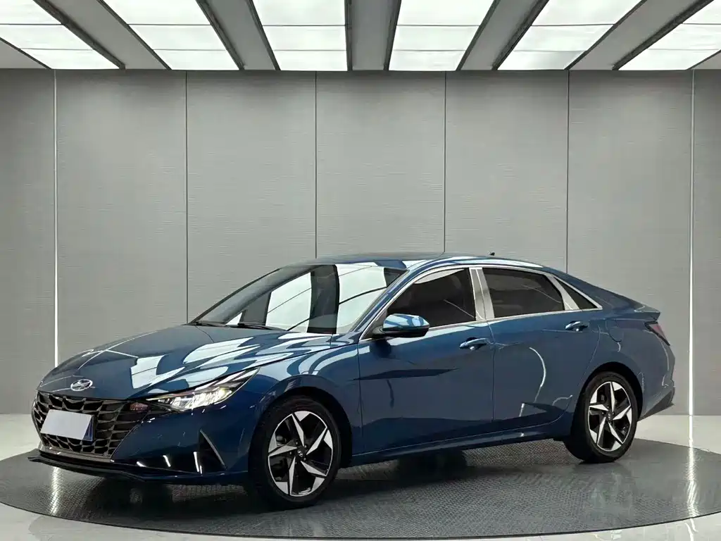 Hyundai Elantra 2021