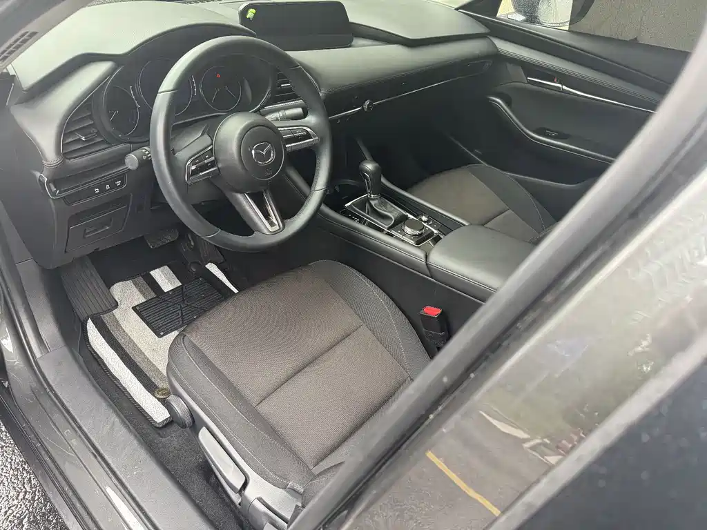 Mazda 3 Axela — миниатюра 4