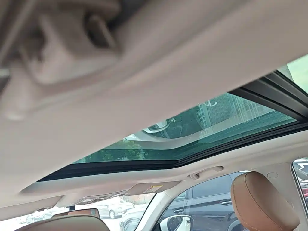 Geely Vision X6 — миниатюра 18