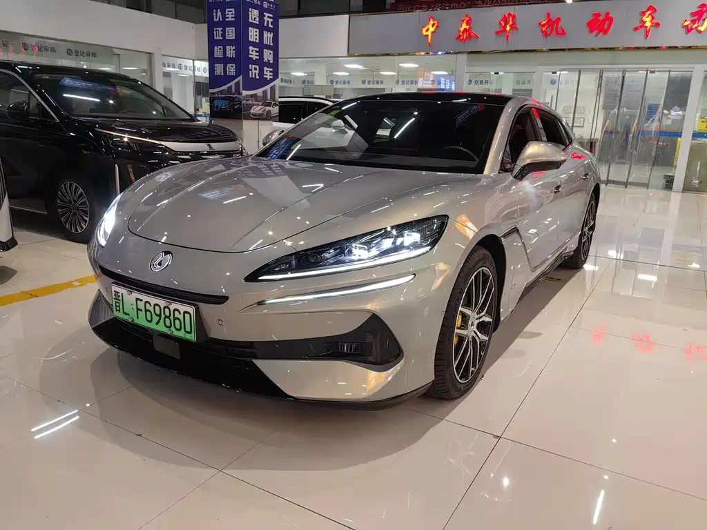 Denza Denza Z9GT 2024