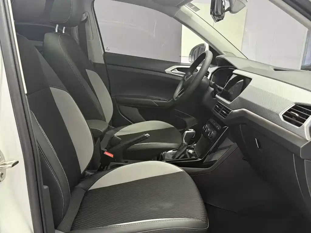 VOLKSWAGEN EXPLORING THE SHADOW