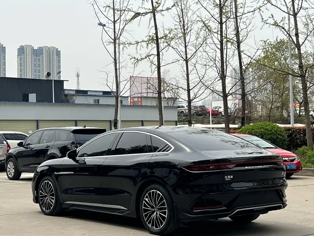 BYD Han 2022 DM-i 121KM Premium