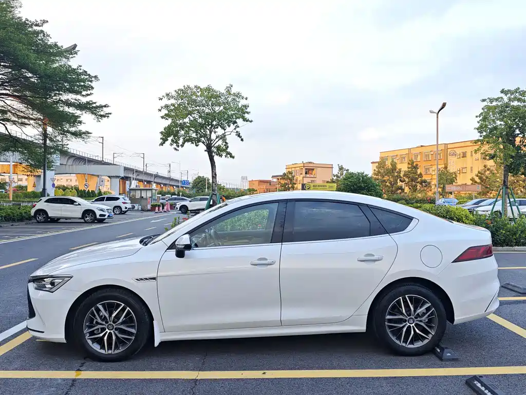 BYD Qin PLUS — миниатюра 4