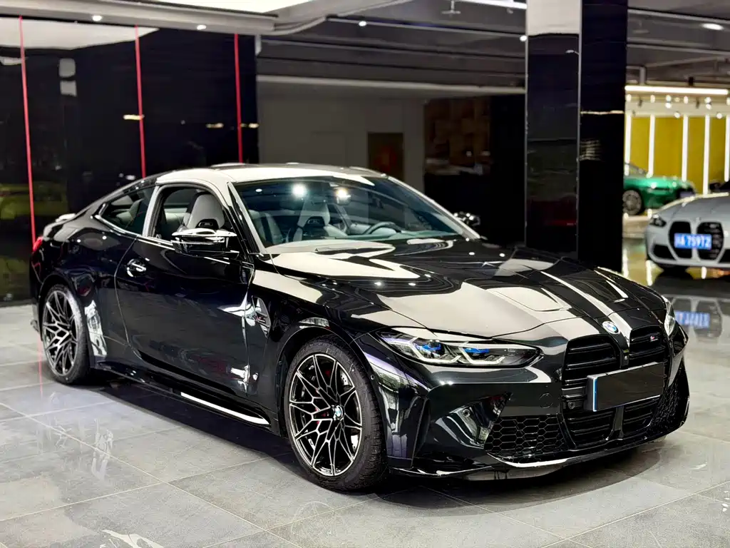 BMW M4 — миниатюра 3