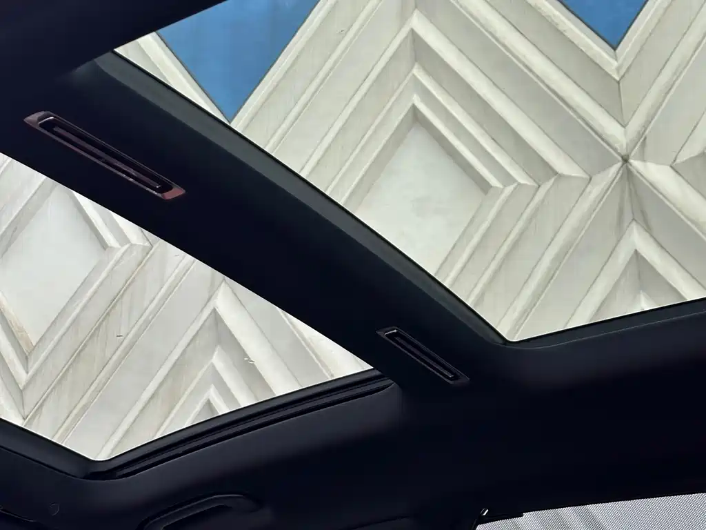 Mercedes-Benz S-Class — миниатюра 32