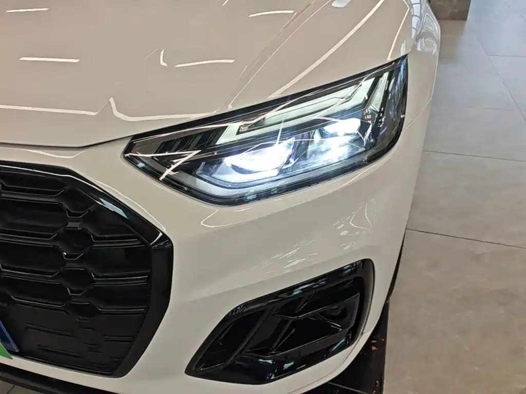 Audi Q5L — миниатюра 24