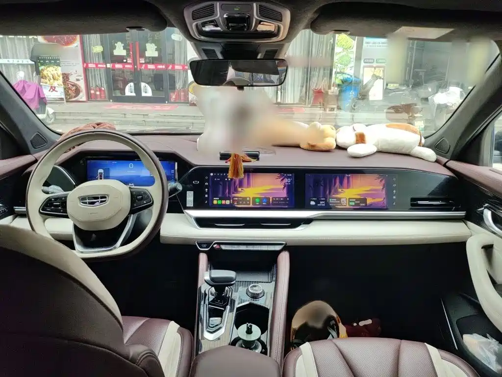 Geely Xingyue L — миниатюра 13