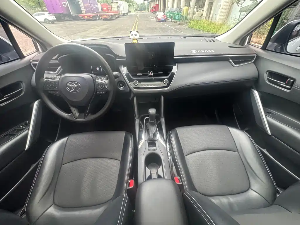 Toyota Corolla Cross — миниатюра 6
