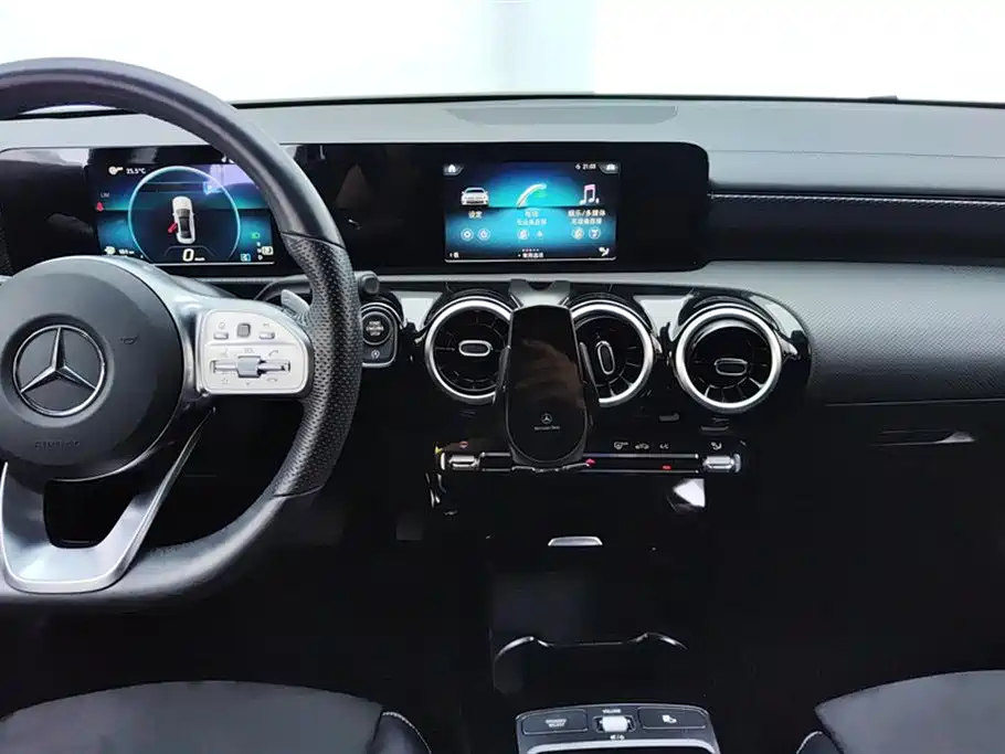 MERCEDES-BENZ A CLASS