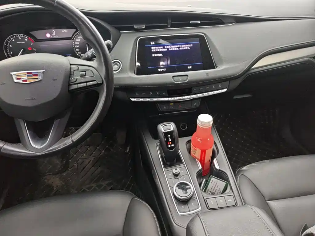 Cadillac XT4 — миниатюра 13