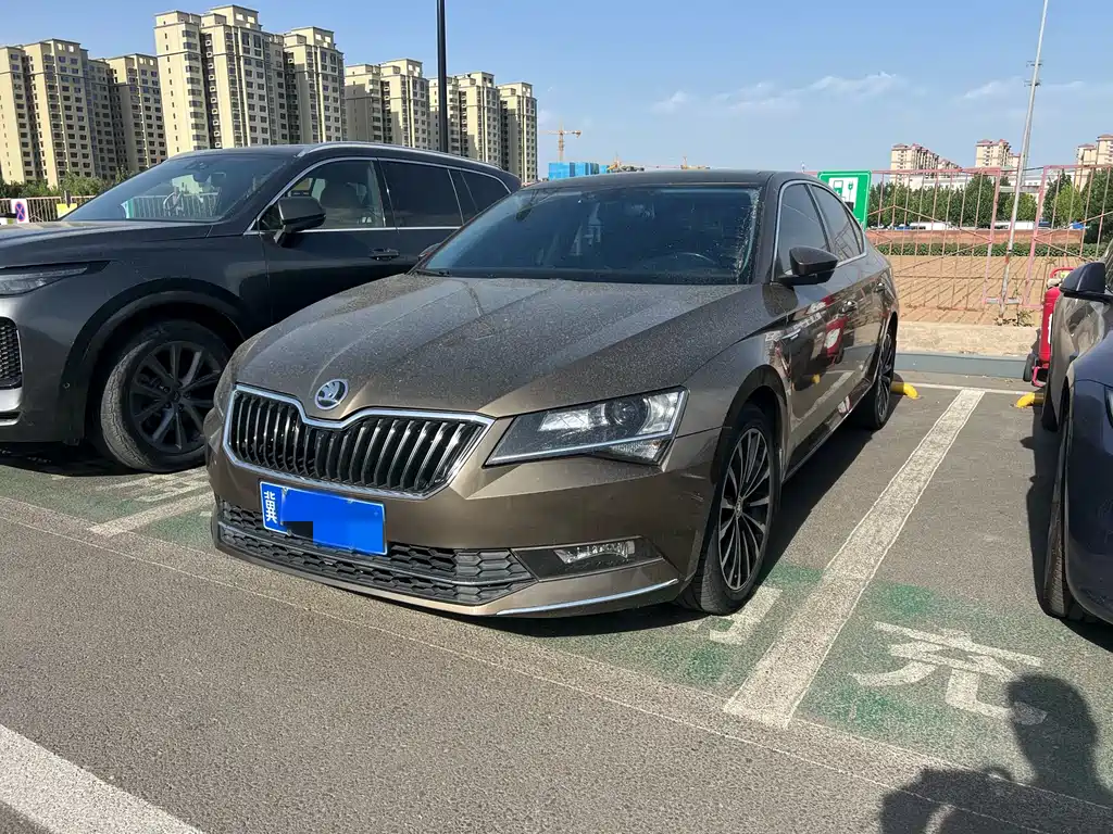 Skoda Superb 2015