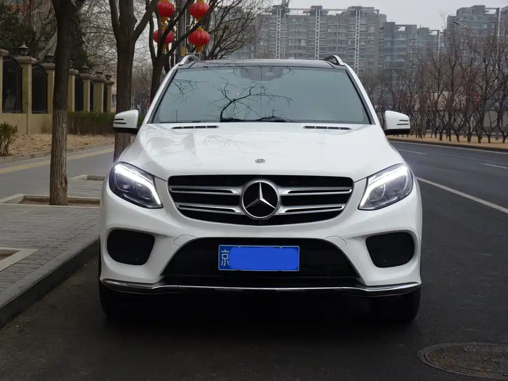 MERCEDES-BENZ GLE