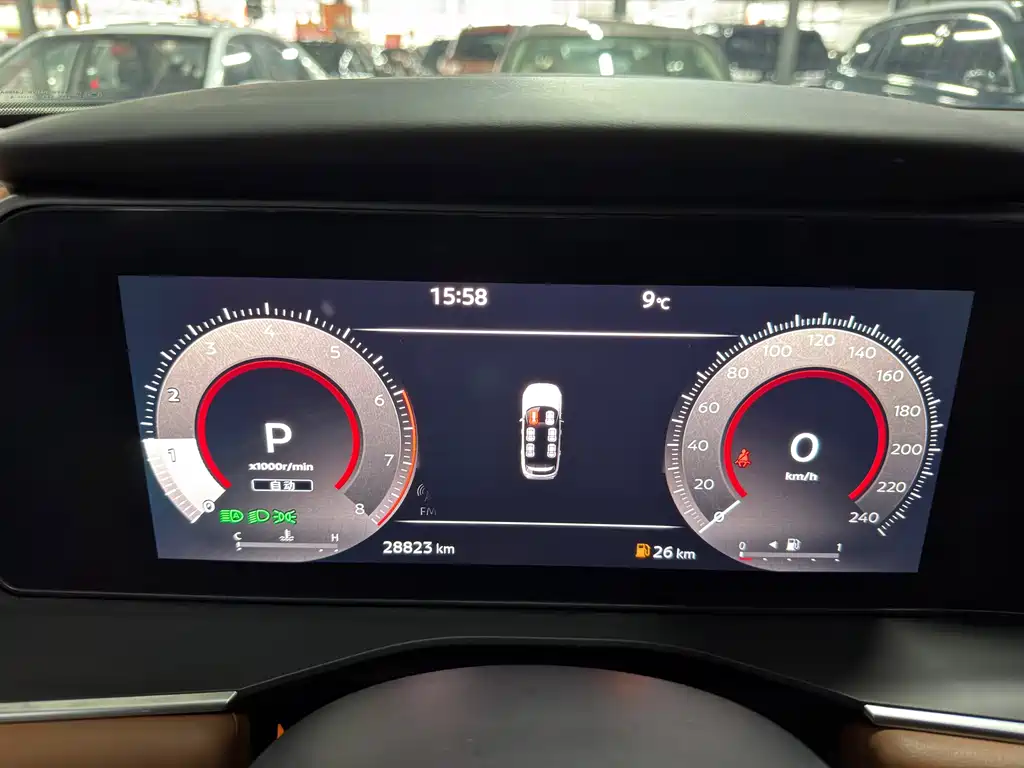 NISSAN EXPLORING THE LAND