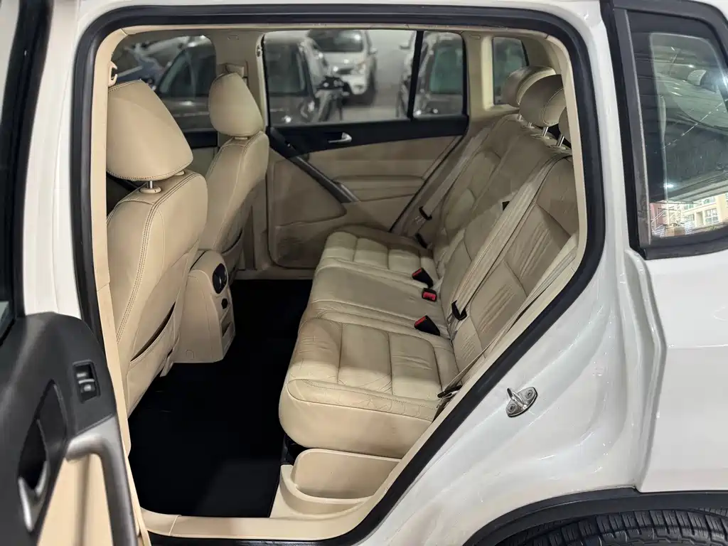 Volkswagen Tiguan — миниатюра 4