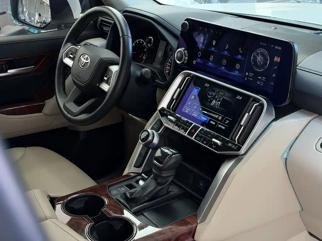 Toyota Land Cruiser — миниатюра 11