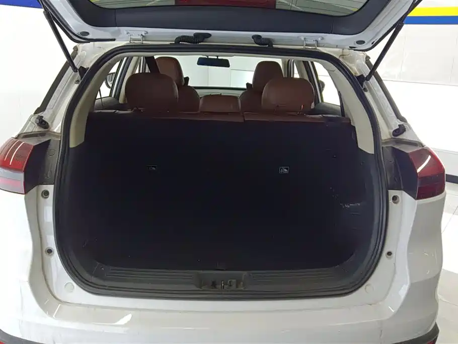 GEELY AUTOMOBILE BOYUE