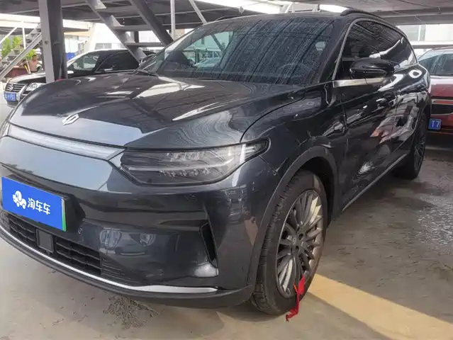 ZERO-RUNNING CAR ZERO RUN C11 2023