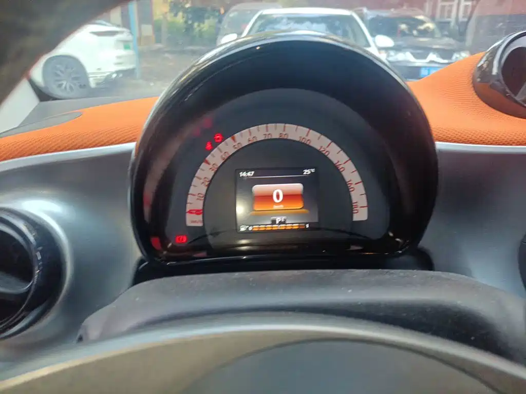 smart Smart Fortwo — миниатюра 7