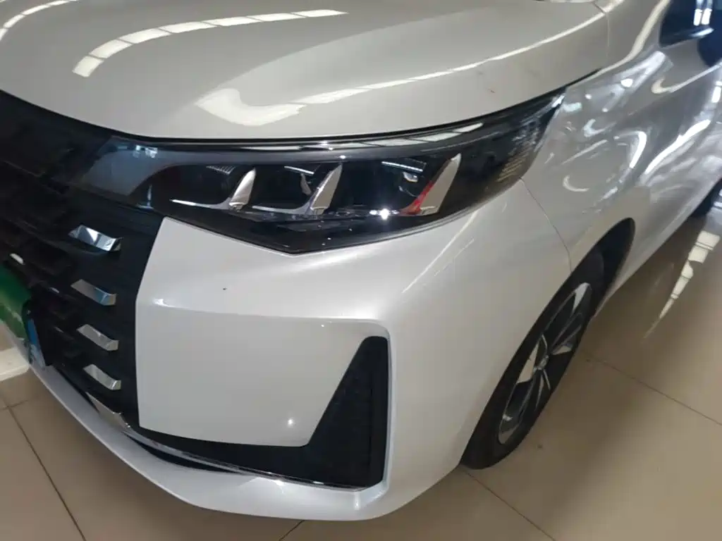 GAC Motor Trumpchi M6 — миниатюра 24