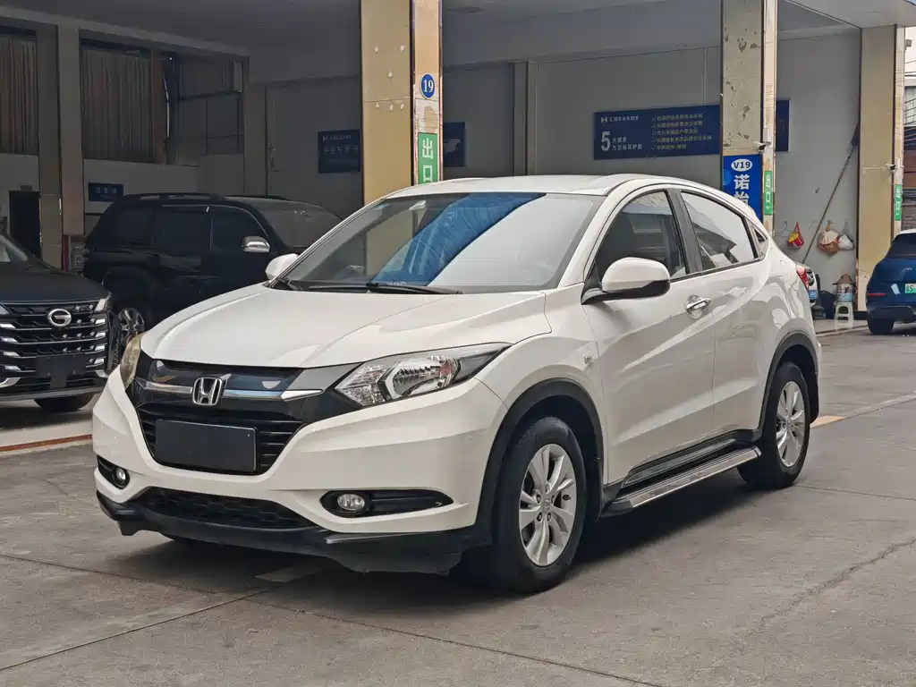 Honda Vezel 2016