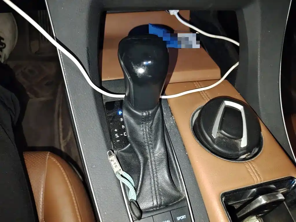 Toyota Avalon — миниатюра 15