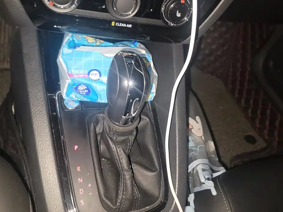 Volkswagen Sagitar — миниатюра 16