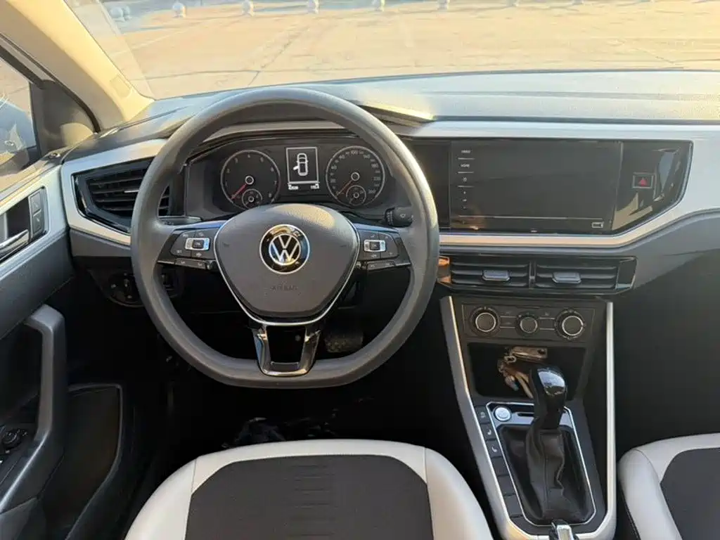 Volkswagen Polo — миниатюра 8