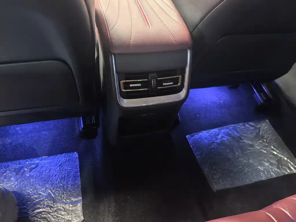 Hongqi Hongqi H5 — миниатюра 11