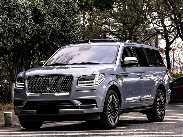 lincoln navigator