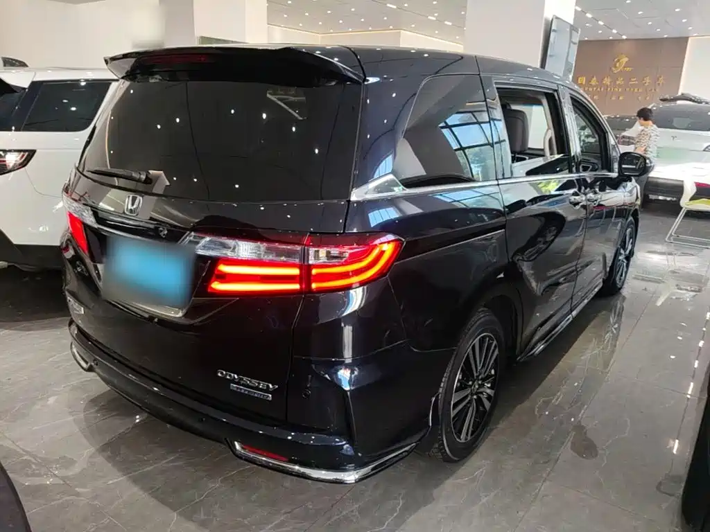 Honda Odyssey — миниатюра 7