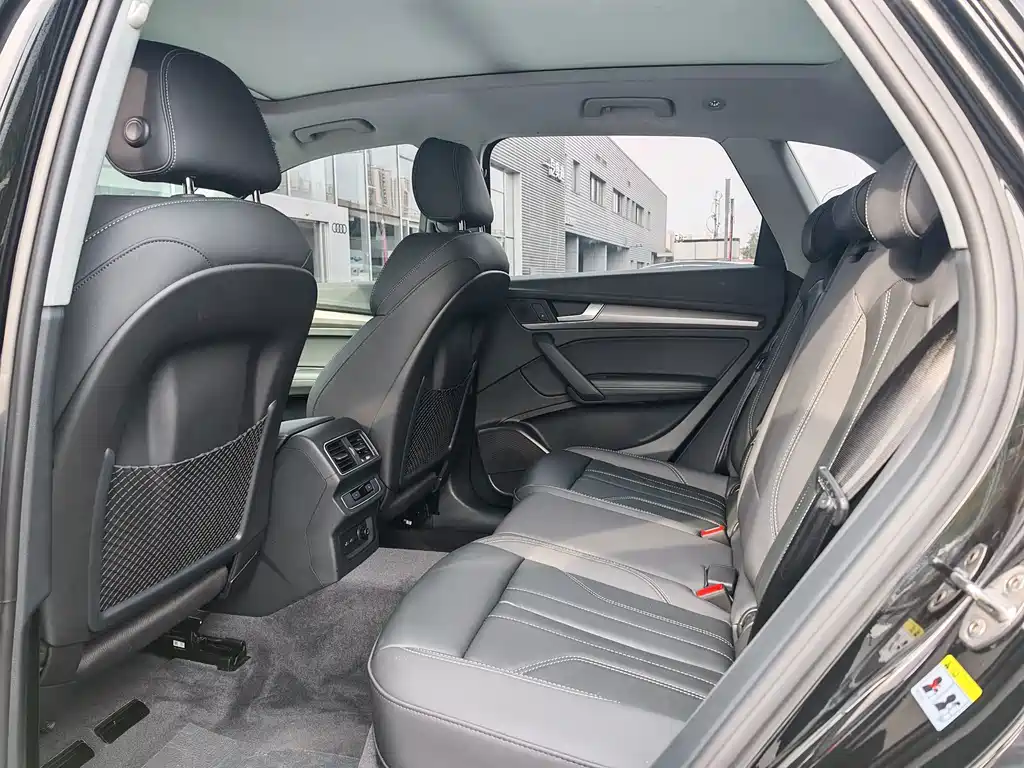 Audi Q5L 2022 40T Luxury