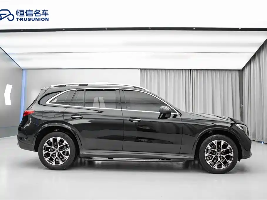 Mercedes-Benz GLC 2023 GLC 260 L 4MATIC Luxury 5 мест