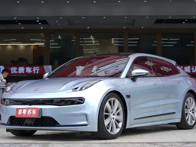 2022 Zeekr 001