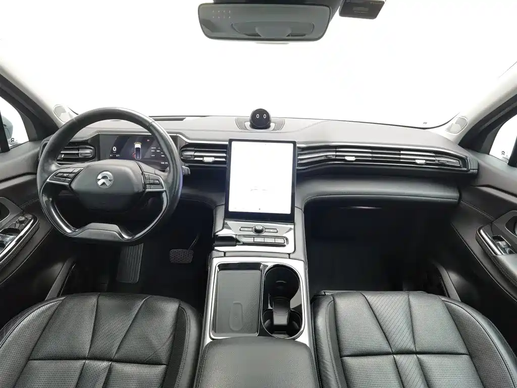 NIO NIO ES8