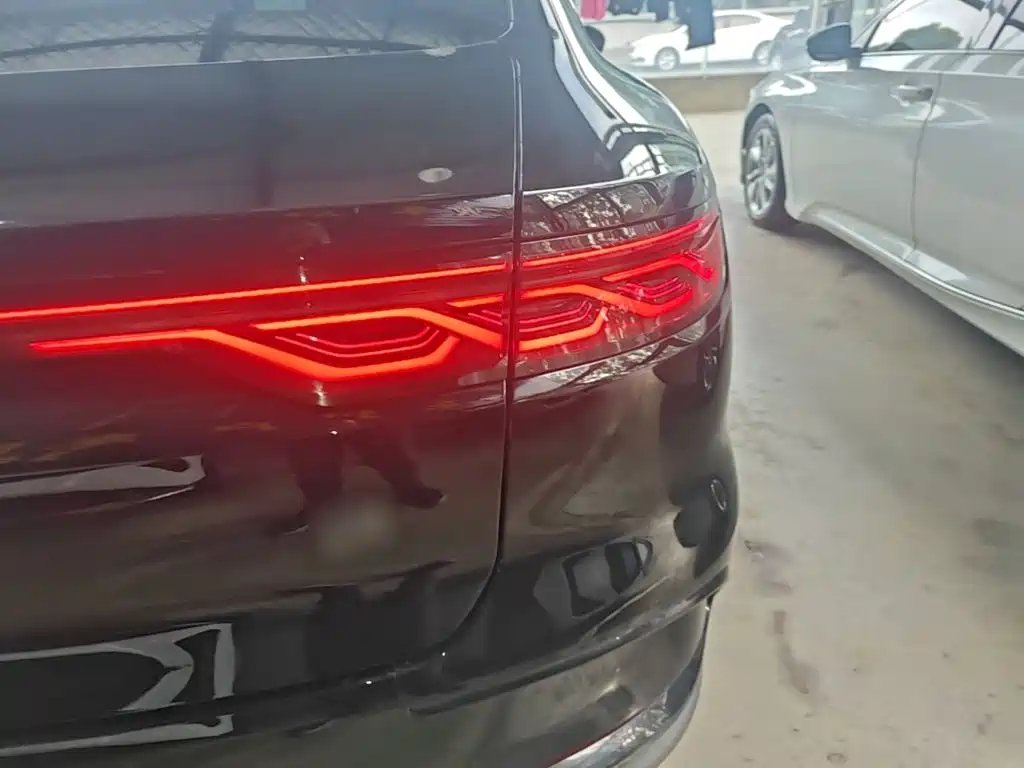 BYD Han — миниатюра 8