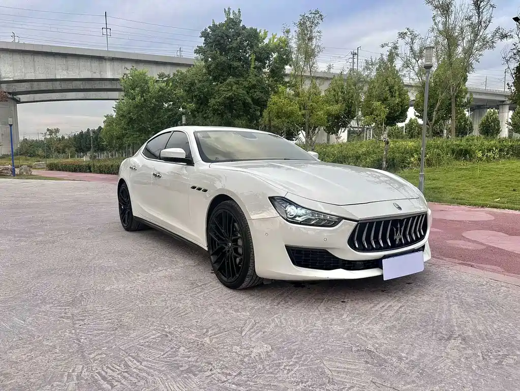 Maserati Ghibli — миниатюра 2
