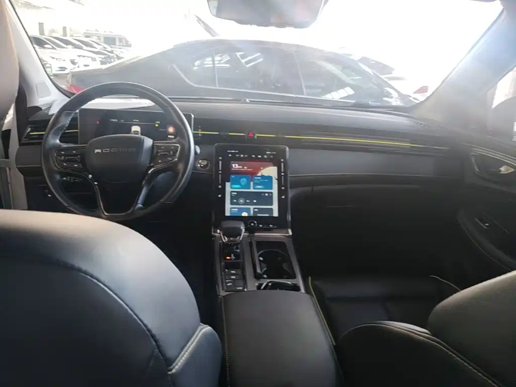 Roewe RX5 — миниатюра 10